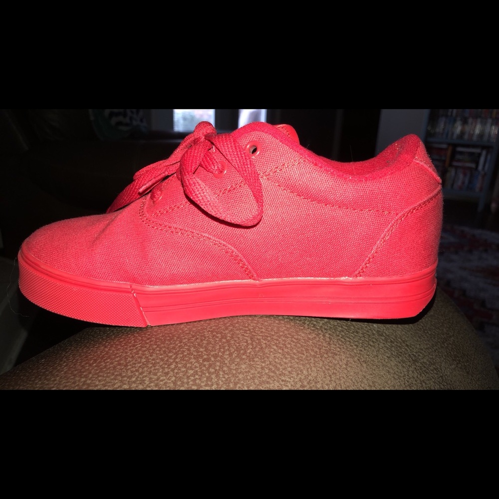 Heely’s Youth size 5